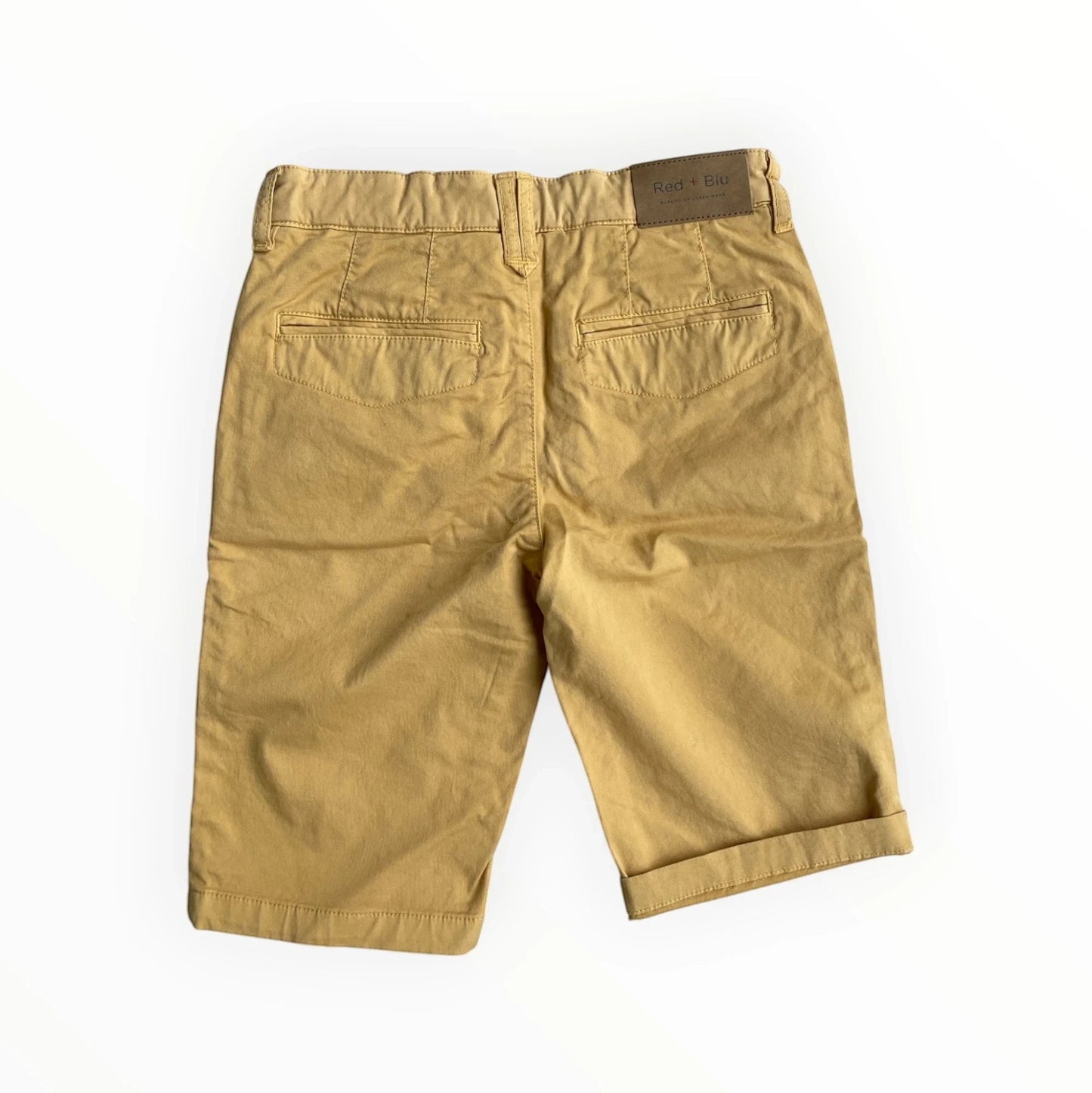 Pierrot Outlet zandkleurige chino shorts voor heren, katoenmix, regular fit, omgeslagen broekspijpen.