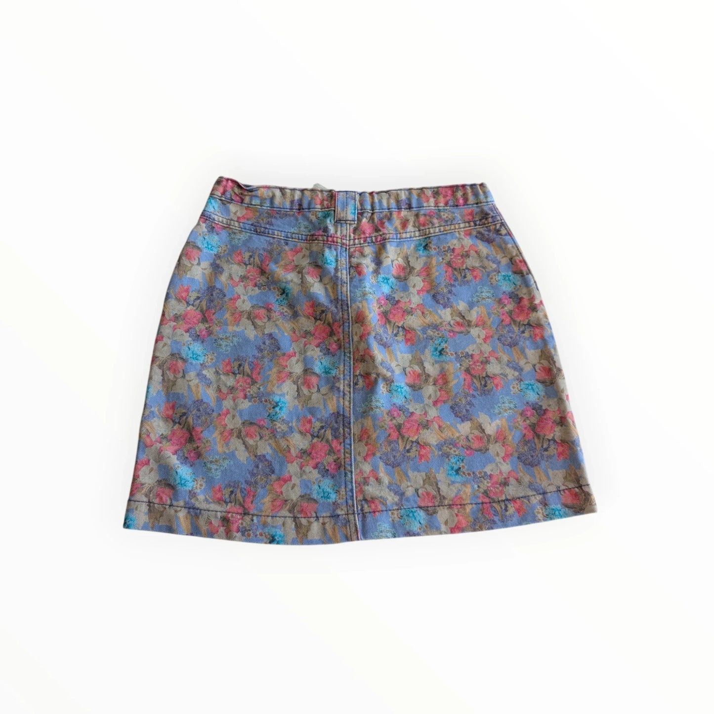 Pierrot Outlet A-lijn denim rok met bloemenprint in blauw, roze en groen. Elastische tailleband en steekzakken.
