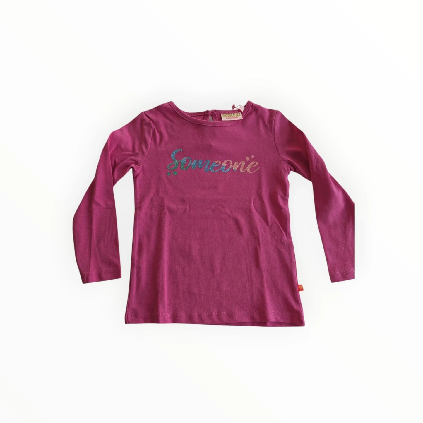 Pierrot Outlet paars T-shirt met lange mouwen en glinsterende 'Someone' print, ronde hals, comfortabele stof.