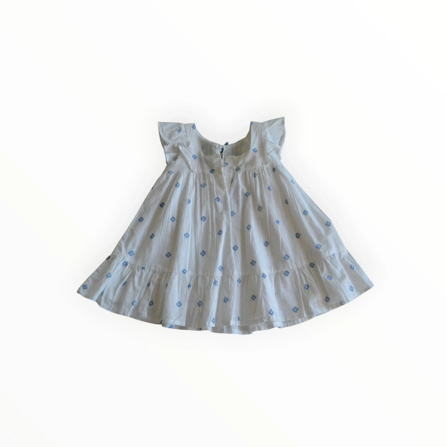 Pierrot Outlet zomerjurk van katoen met blauwe ruitprint, ruches en geborduurde details.