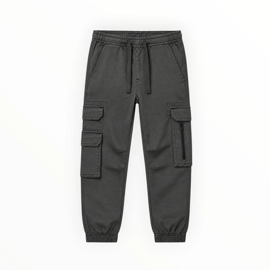 Pierrot Outlet antracietgrijze cargo broek van katoenmix met elastische tailleband, trekkoord en zijzakken met rits.