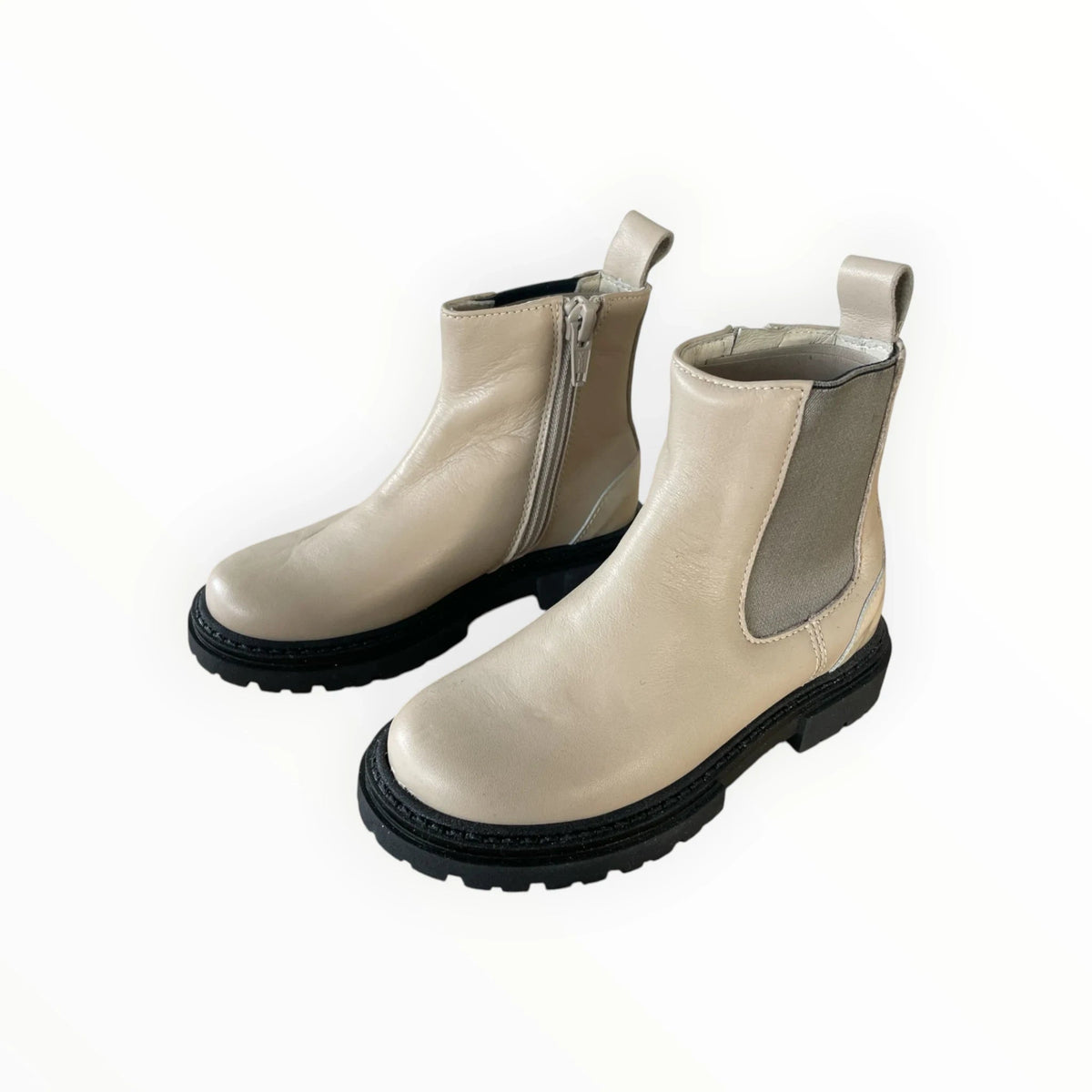 Pierrot Outlet beige Chelsea boots met elastisch zijpaneel, rits en robuuste zwarte profielzool voor dames