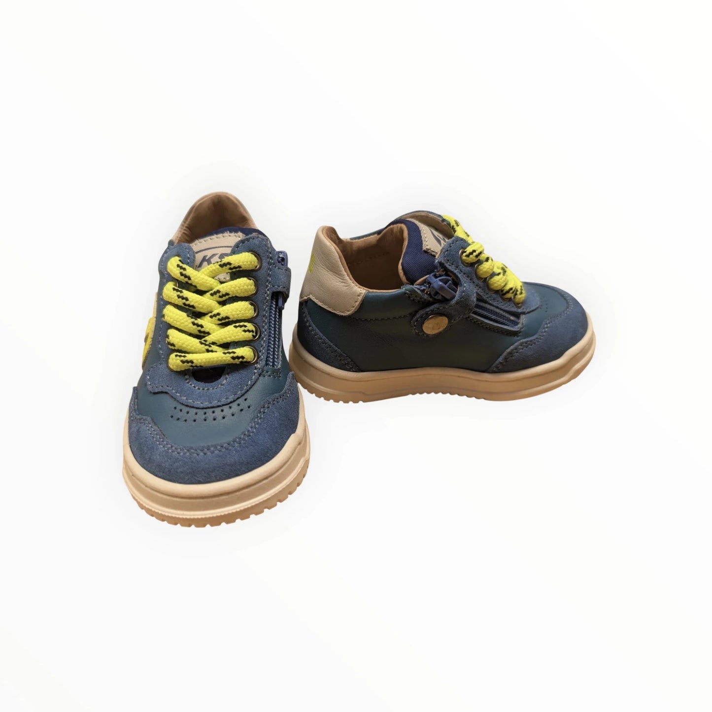 Pierrot Outlet blauwe leren en suède kindersneakers met gele veters en rits, rubberen zool.