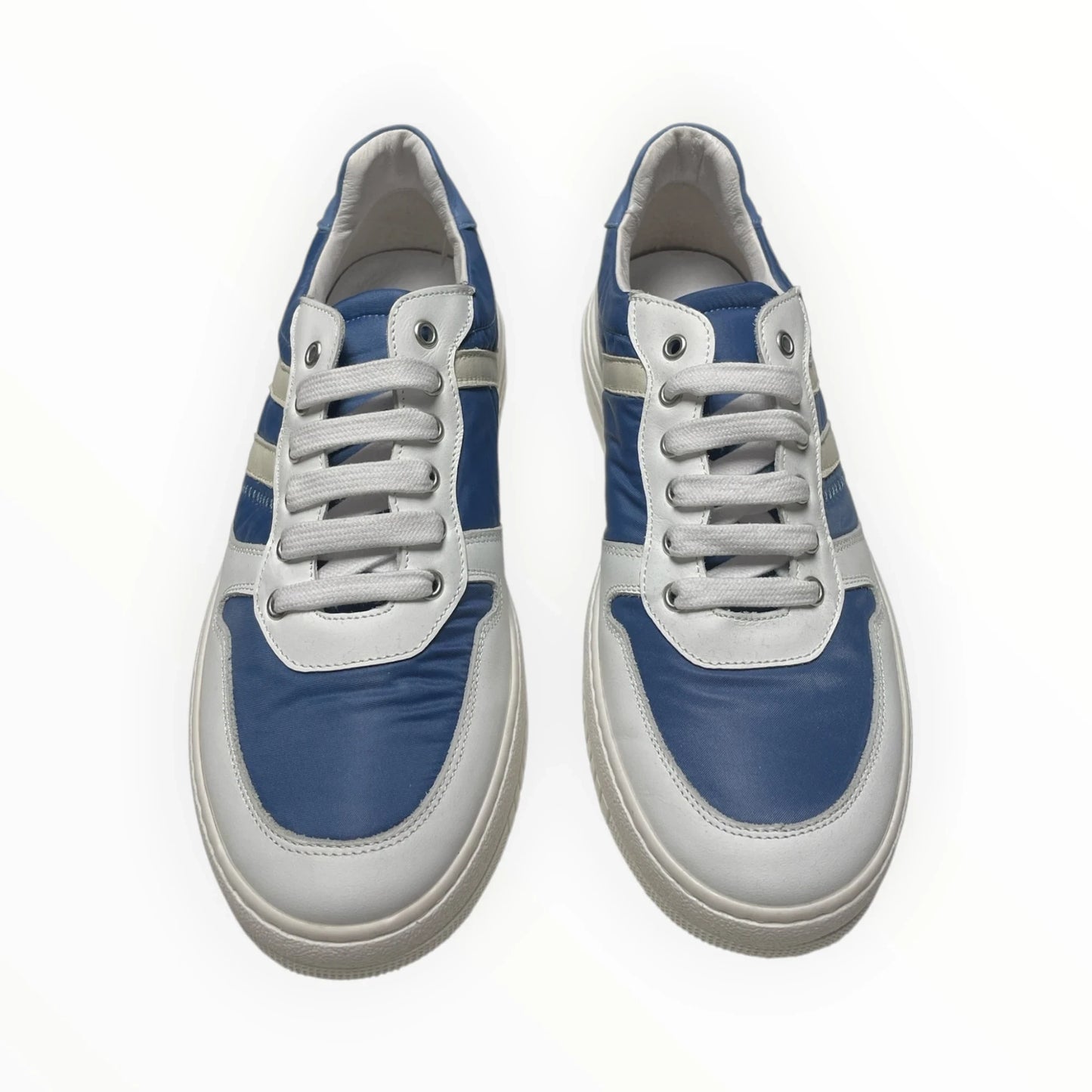 Pierrot Outlet lage sportieve heren sneakers in blauw en wit met vetersluiting en stevige zool