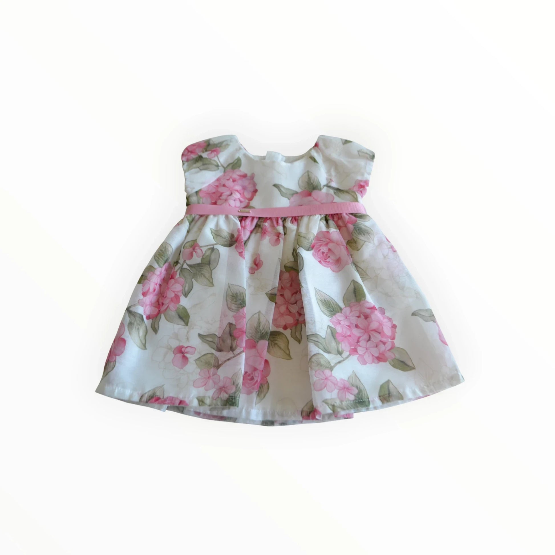 Pierrot Outlet bloemenprint jurk met roze strik, korte mouwen, ronde hals en wijde rok. Perfect voor speciale gelegenheden.