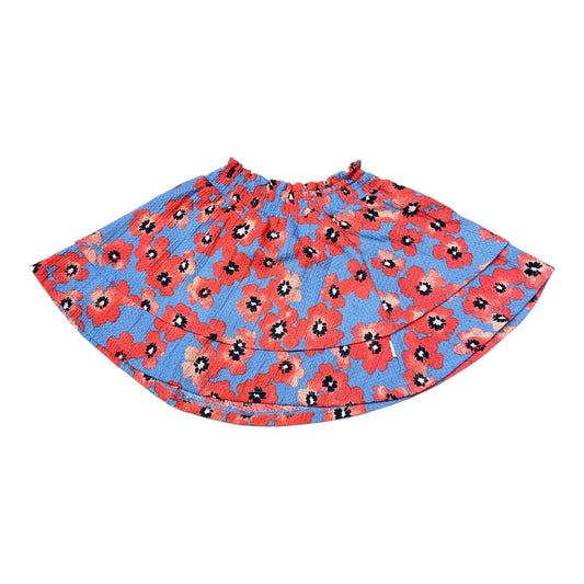 Pierrot Outlet blauwe rok met rode bloemenprint, elastische tailleband en gelaagde zoom. Zomerse kindermode.