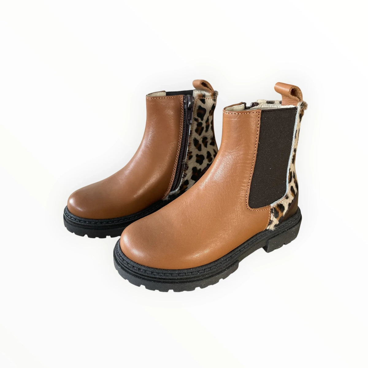 Pierrot Outlet cognacbruine leren enkellaarsjes voor kinderen met luipaardprint detail en zwarte profielzool