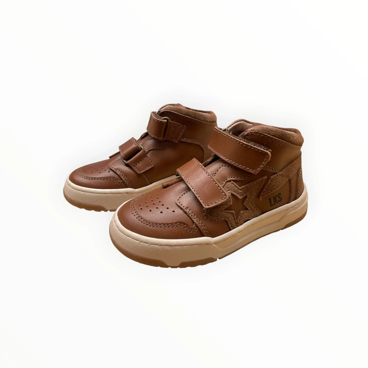 Pierrot Outlet cognacbruine leren kindersneakers met klittenband, ster-accent en stevige zool voor extra grip.
