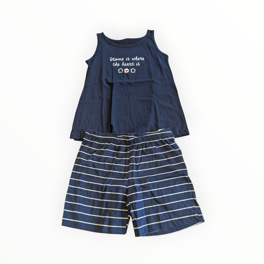 Pierrot Outlet dames pyjamaset met donkerblauwe tanktop met tekst en gestreepte short van zachte ademende stof