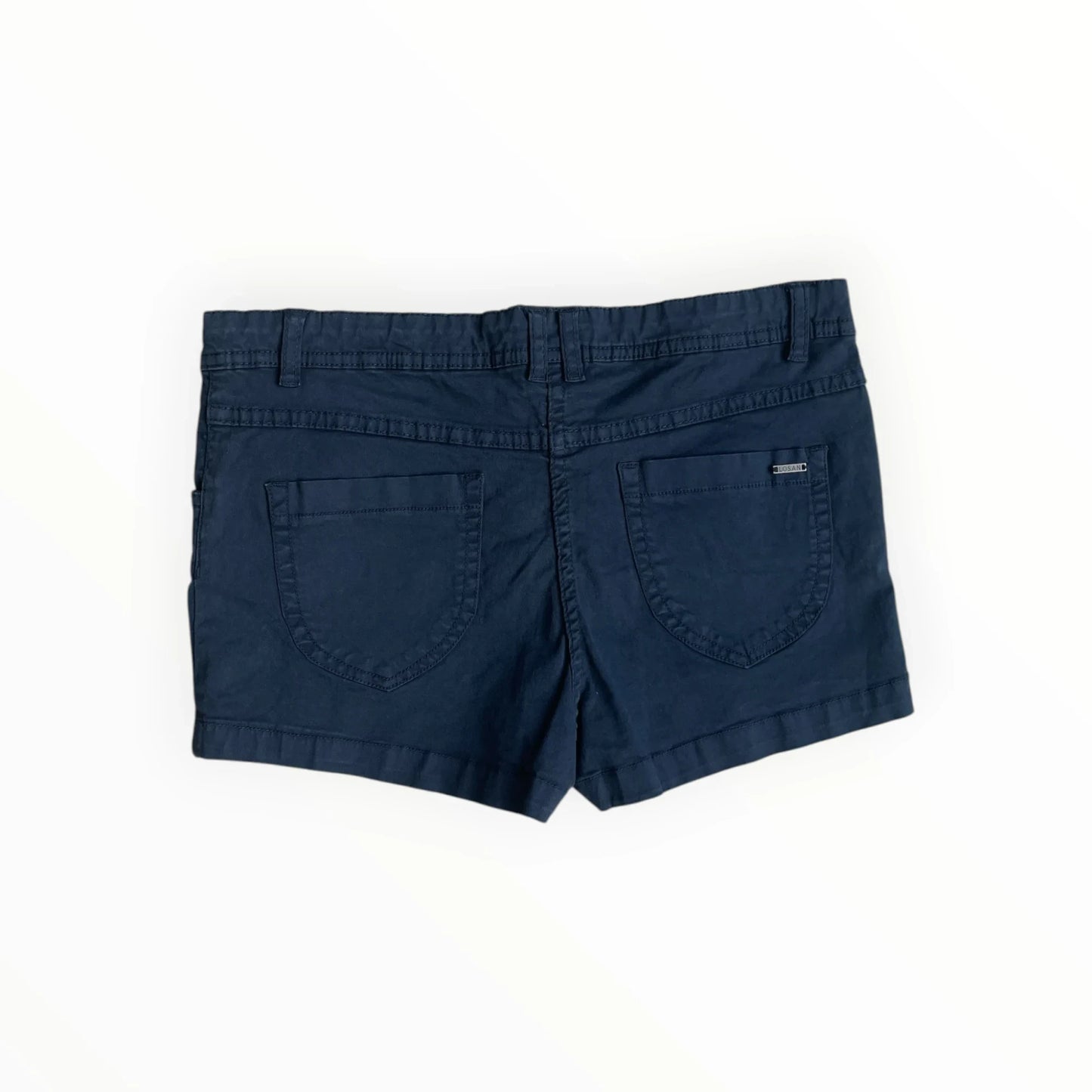 Pierrot Outlet donkerblauwe katoenen damesshorts met achterzakken en riemlussen voor een comfortabele zomerse look.