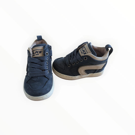 Pierrot Outlet donkerblauwe suède en leren kindersneakers met rits en beige accenten