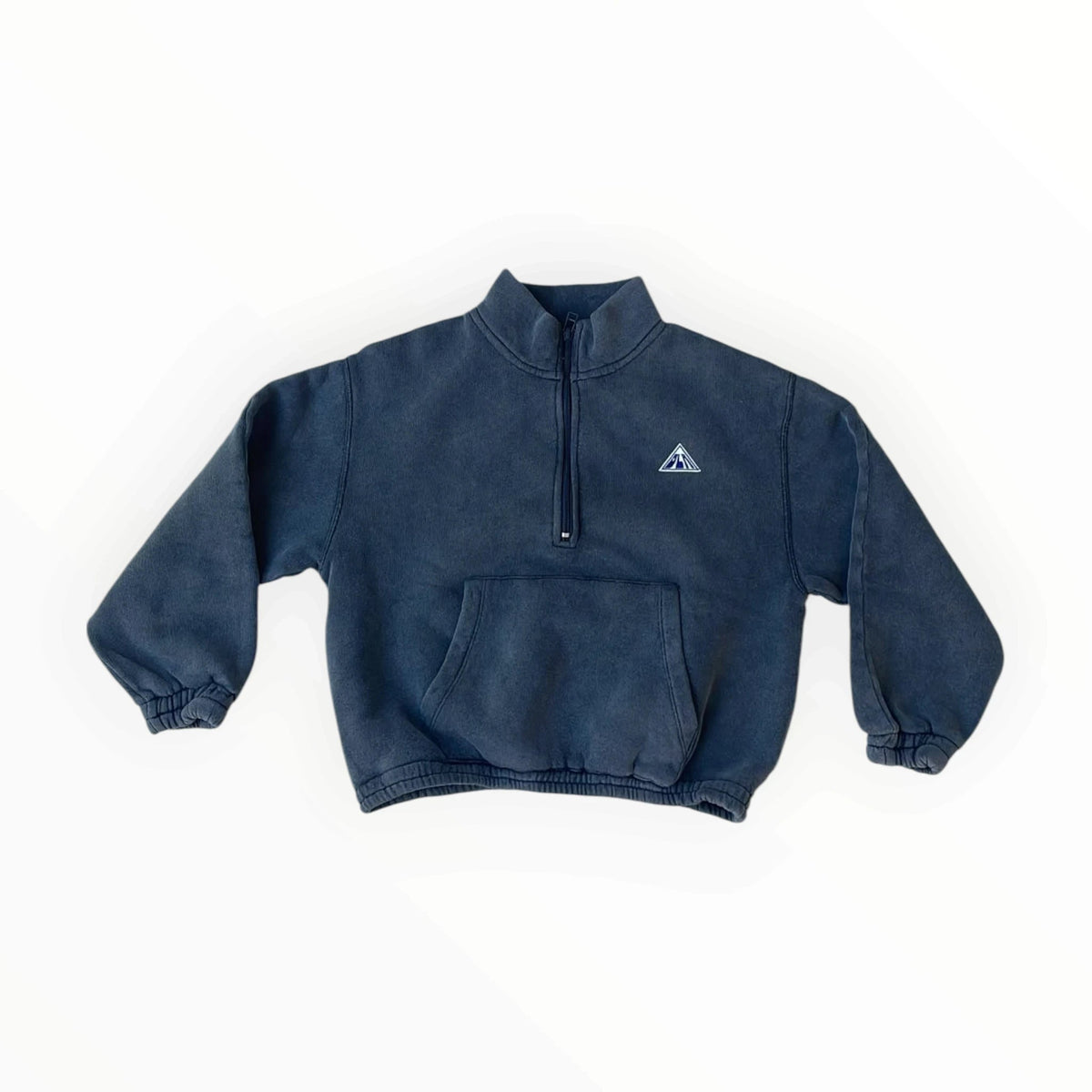 Pierrot Outlet donkerblauwe quarter-zip sweater van katoenmix met opstaande kraag, kangoeroezak en geborduurde badge.