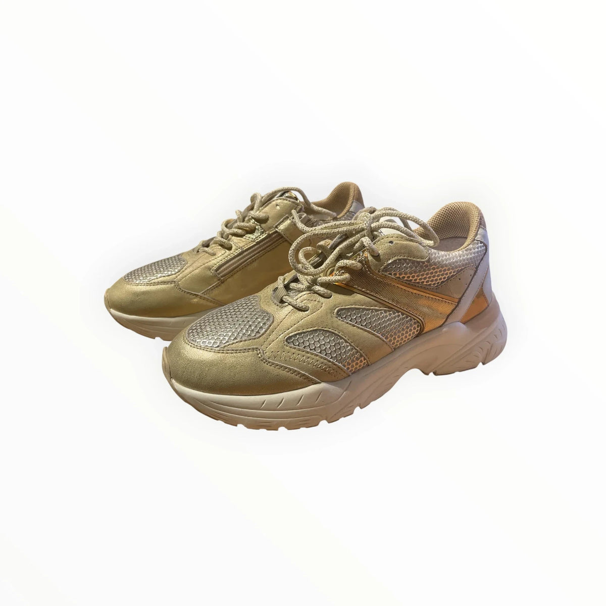 Pierrot Outlet damessneakers in goud en beige met chunky zool, metallic accenten en ademende mesh-details.