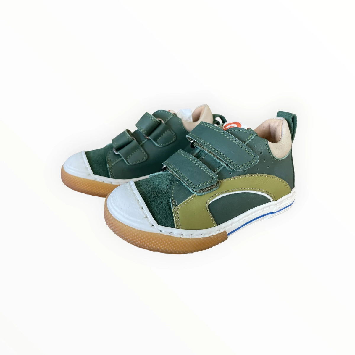 Pierrot Outlet kindersneakers in groen suède en leer met klittenband en robuuste rubberen zool voor extra grip