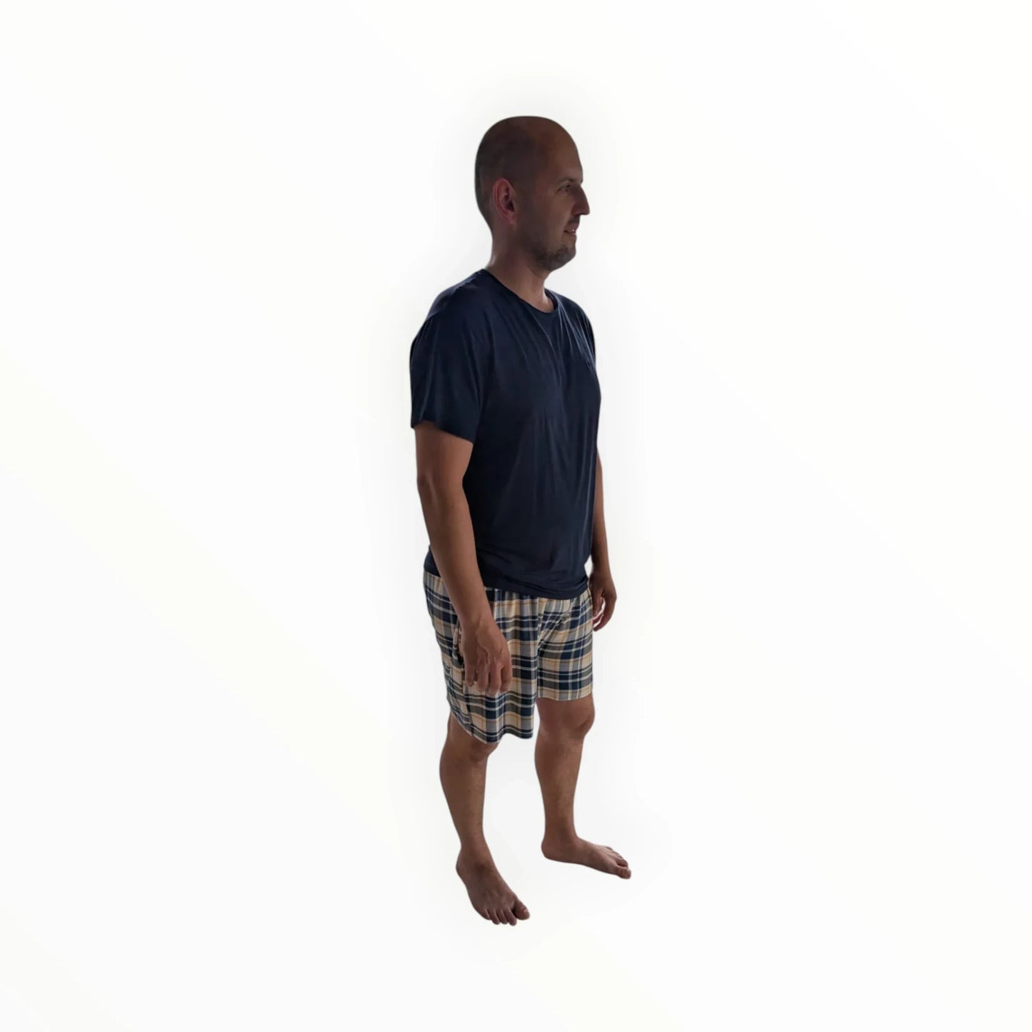 Pierrot Outlet heren pyjamabroek in beige en blauw ruitpatroon, gemaakt van katoen. Comfortabele pasvorm met elastische tailleband.