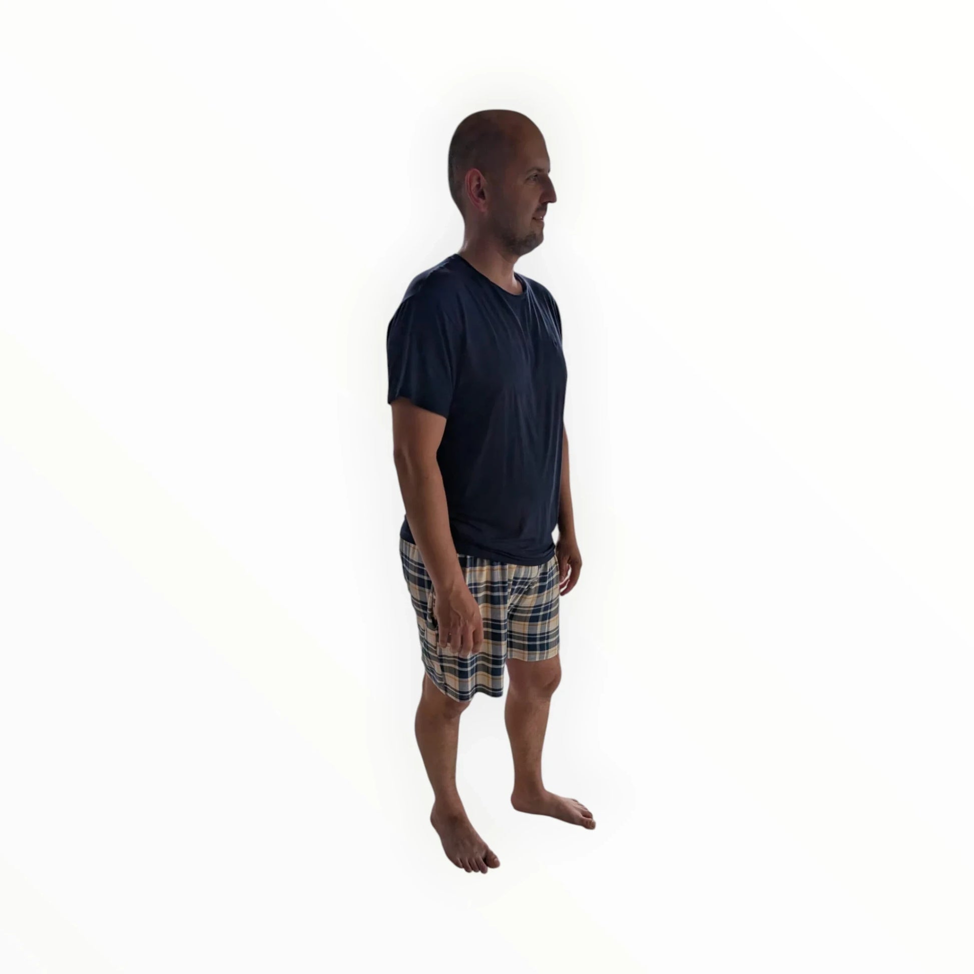 Pierrot Outlet heren pyjamabroek in beige en blauw ruitpatroon, gemaakt van katoen. Comfortabele pasvorm met elastische tailleband.