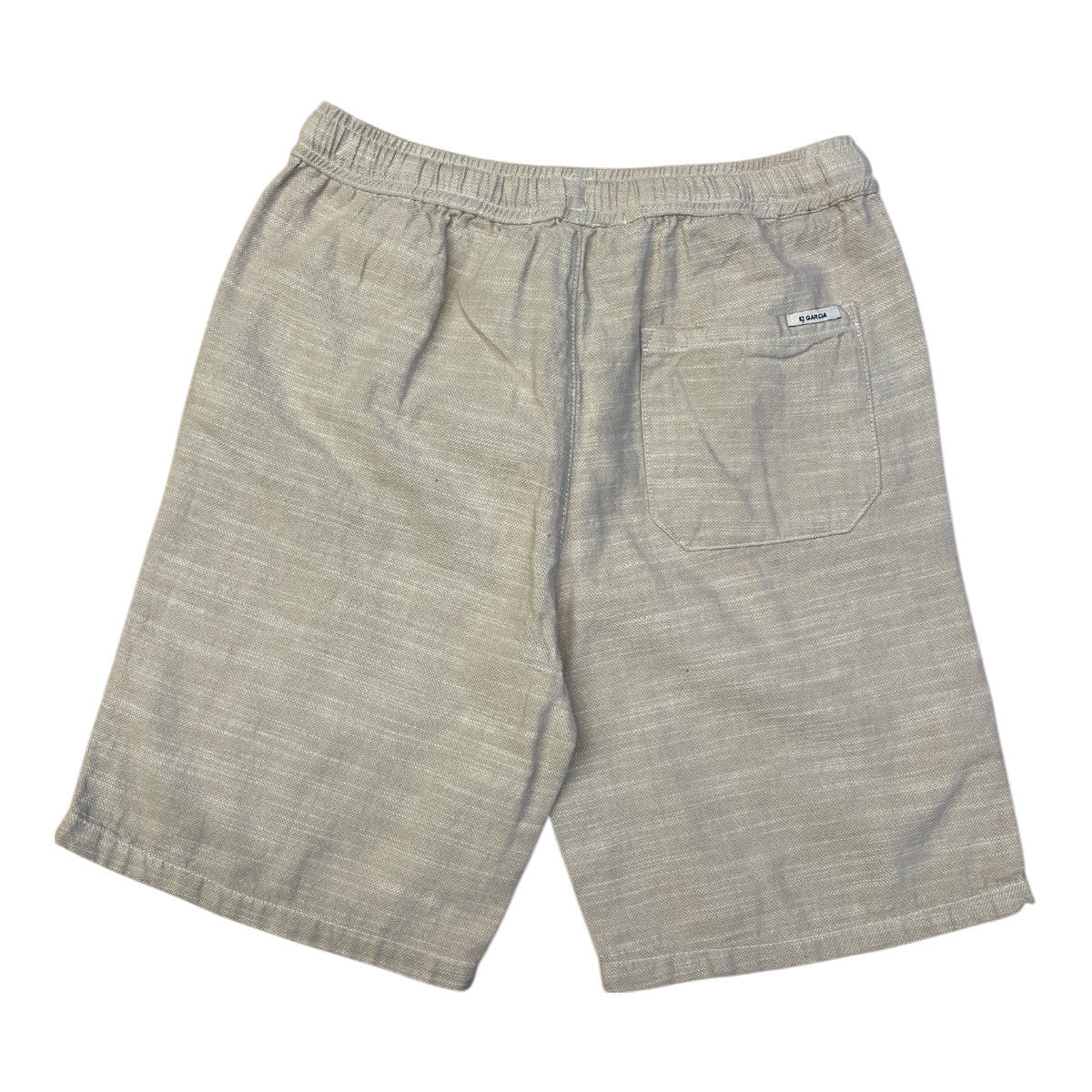 Pierrot Outlet heren shorts in lichtgrijs met elastische tailleband en trekkoord. Gemaakt van ademende stof.