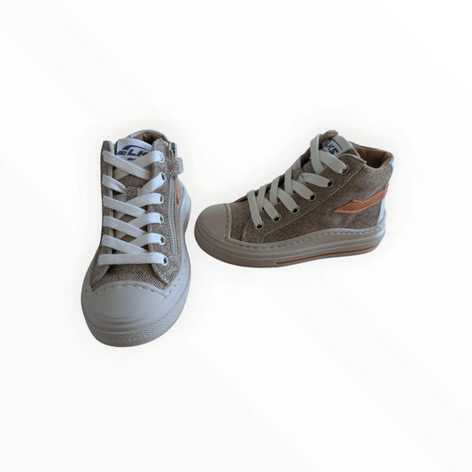 Pierrot Outlet beige-bruine hoge sneakers met glinsterende textuur, veters en rits. Canvas met rubberen zool en oranje hielaccent.