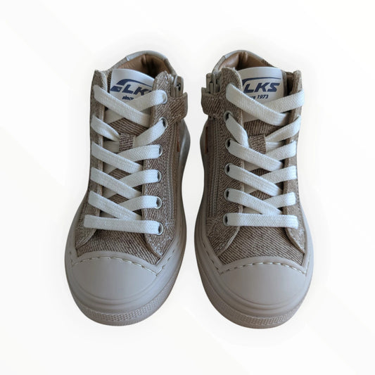 Pierrot Outlet beige-bruine hoge sneakers met glinsterende textuur, veters en rits. Canvas materiaal met rubberen zool.