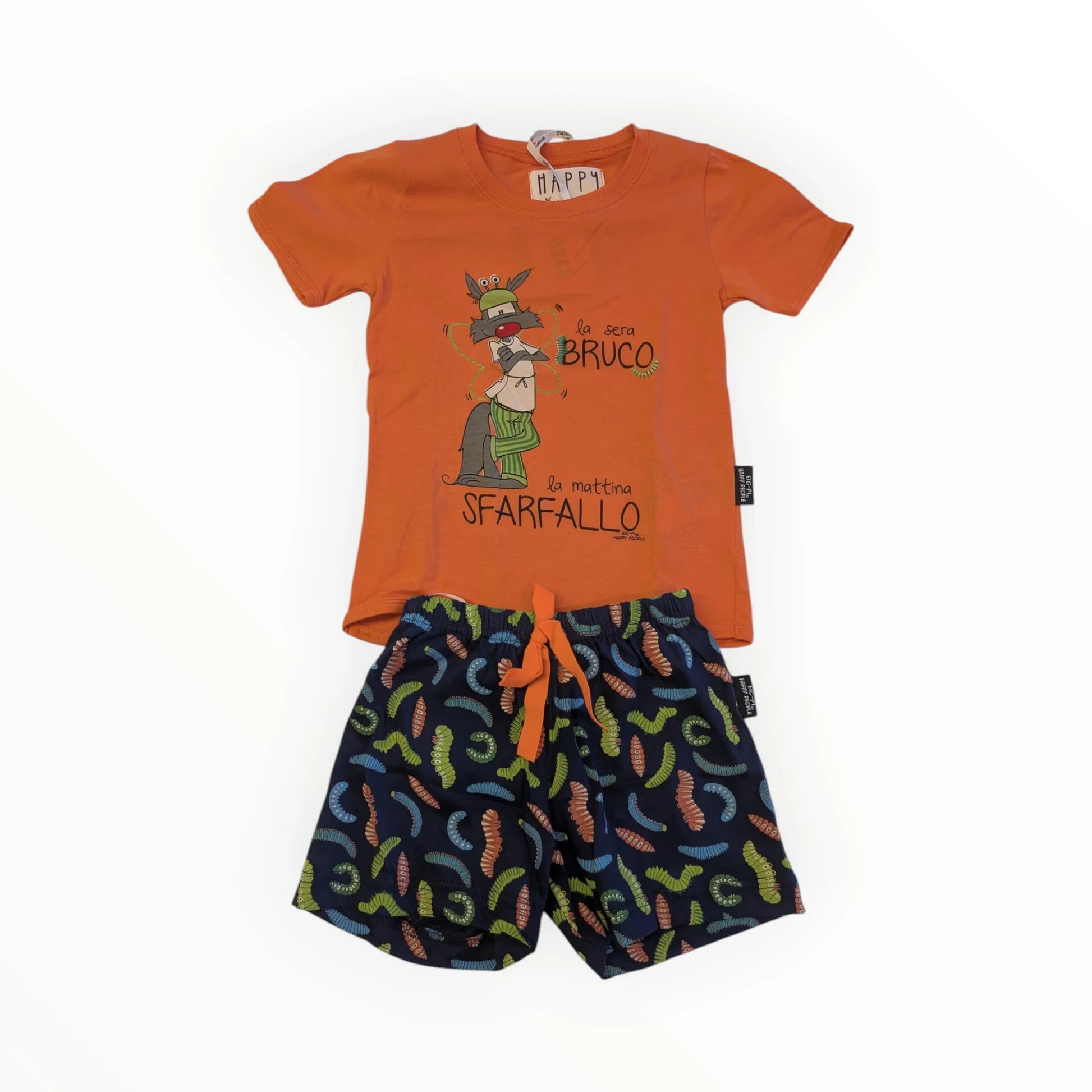 Pierrot Outlet oranje katoenen T-shirt met rupsjesprint en bijpassende donkerblauwe korte broek met rupsjesprint en oranje trekkoord.
