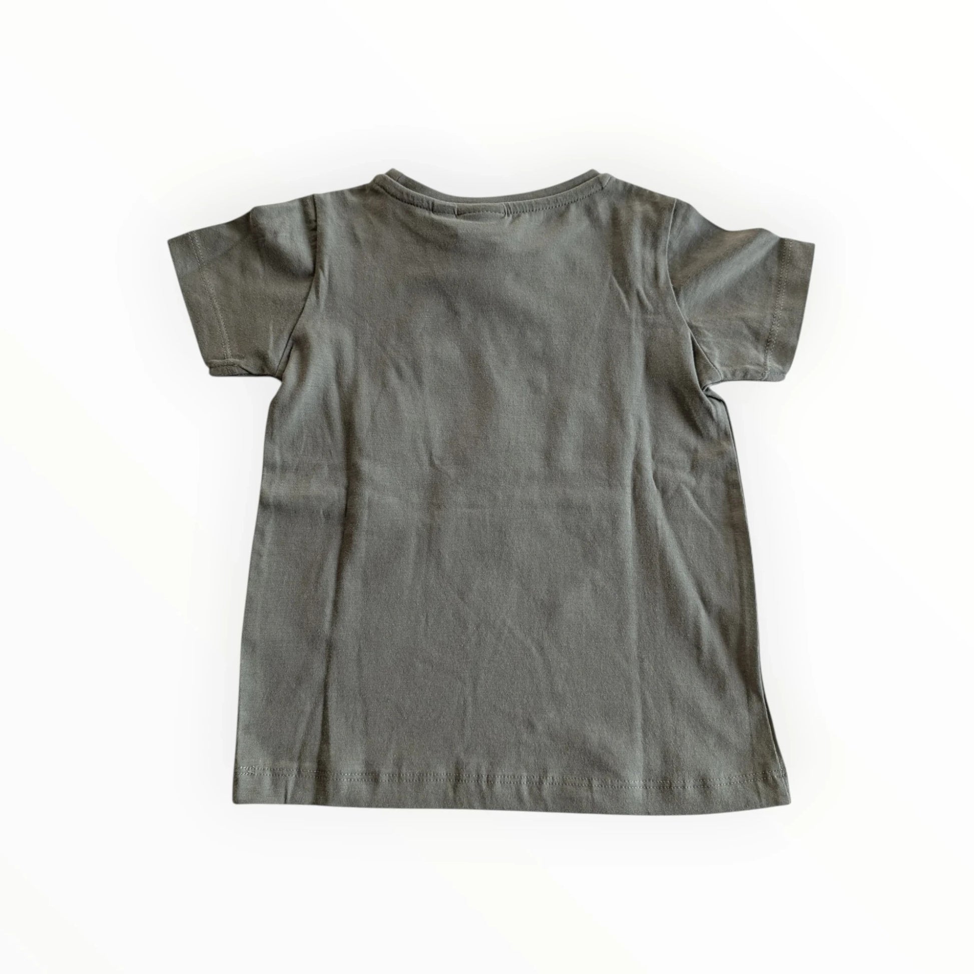 Pierrot Outlet Garcia kinder T-shirt met jaguarprint in olijfgroen, gemaakt van katoen.