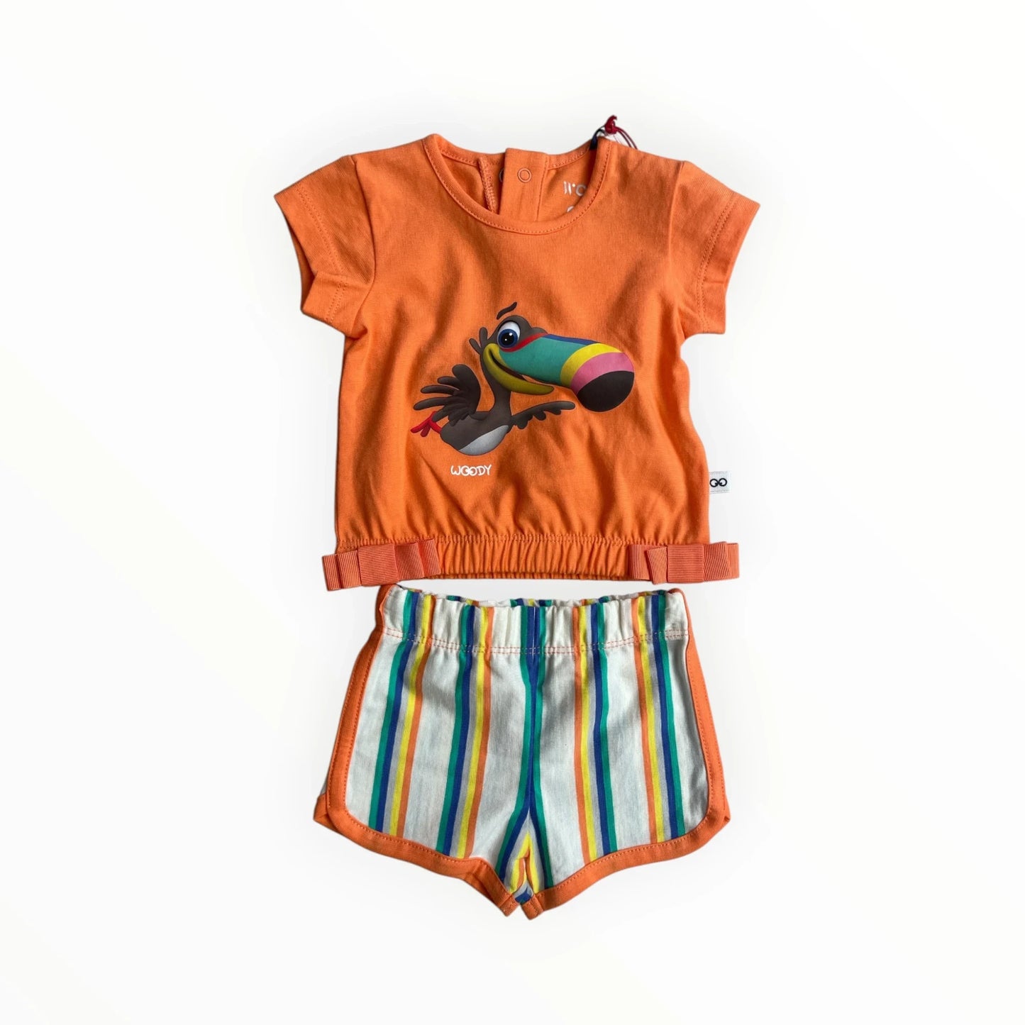 Pierrot Outlet oranje kinder T-shirt met tukanprint en gestreepte short. Gemaakt van zachte stof.
