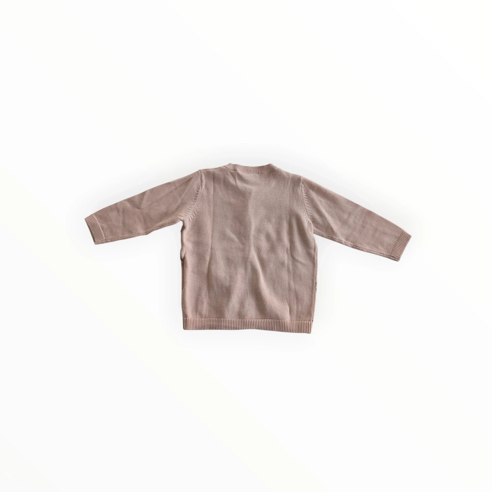 Pierrot Outlet gebreid vest met bloemenprint voor kinderen, zacht roze met rode bloemen, knoopsluiting, geribbelde manchetten en zoom.