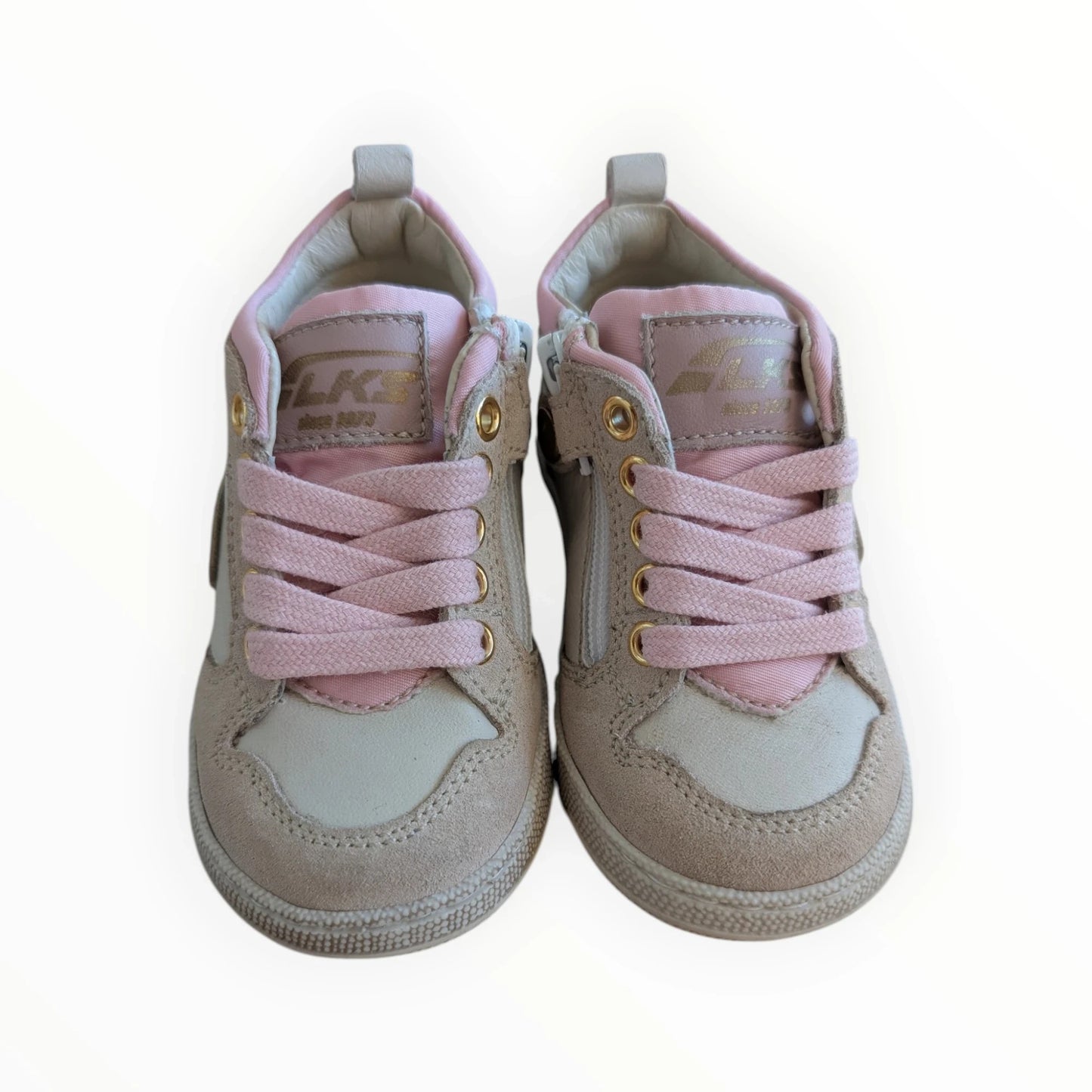 Pierrot Outlet kindersneakers in beige en roze met veters, rits en suède/leren details.