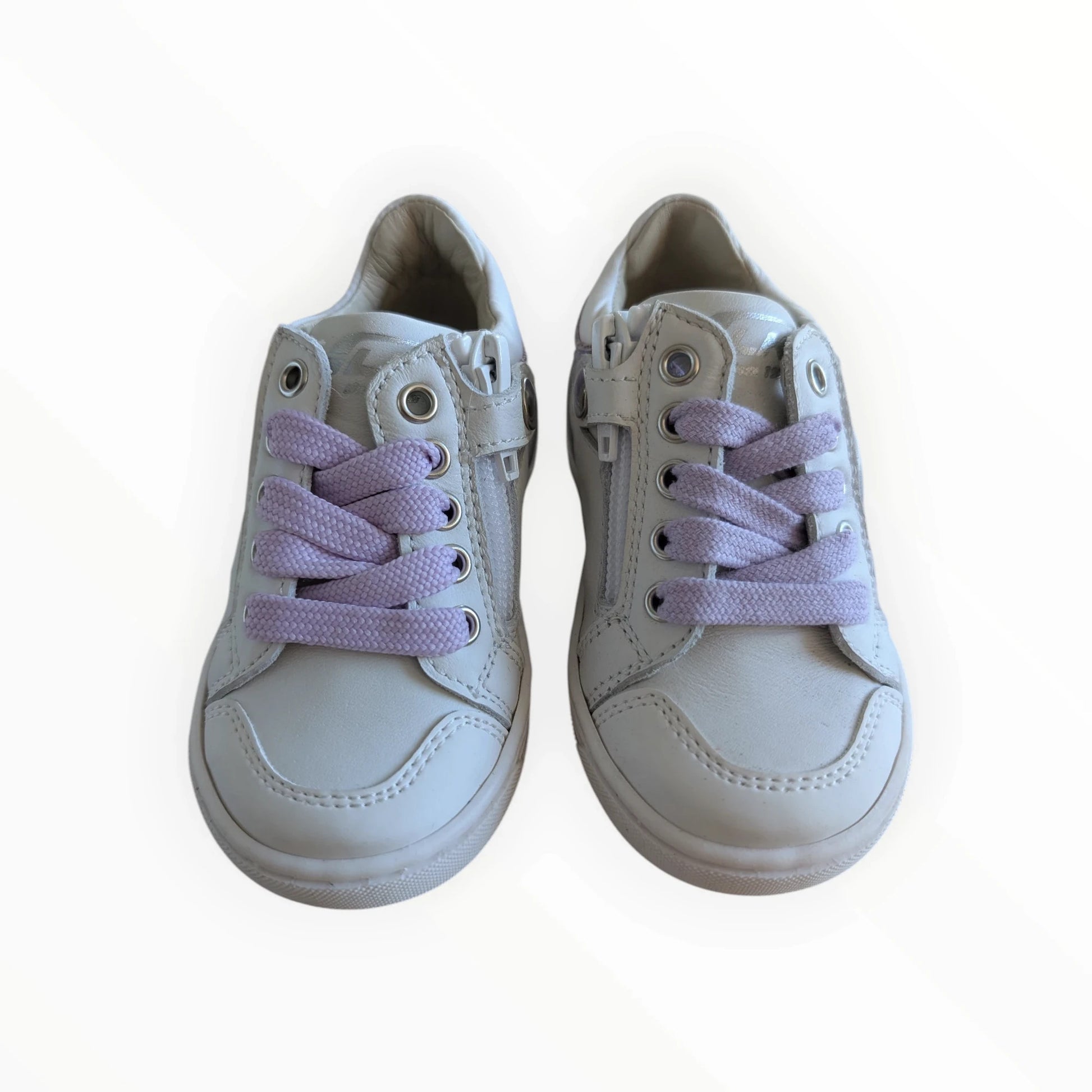 Pierrot Outlet kindersneakers in crème met paarse veters en rits, kunstleer, glitterster detail