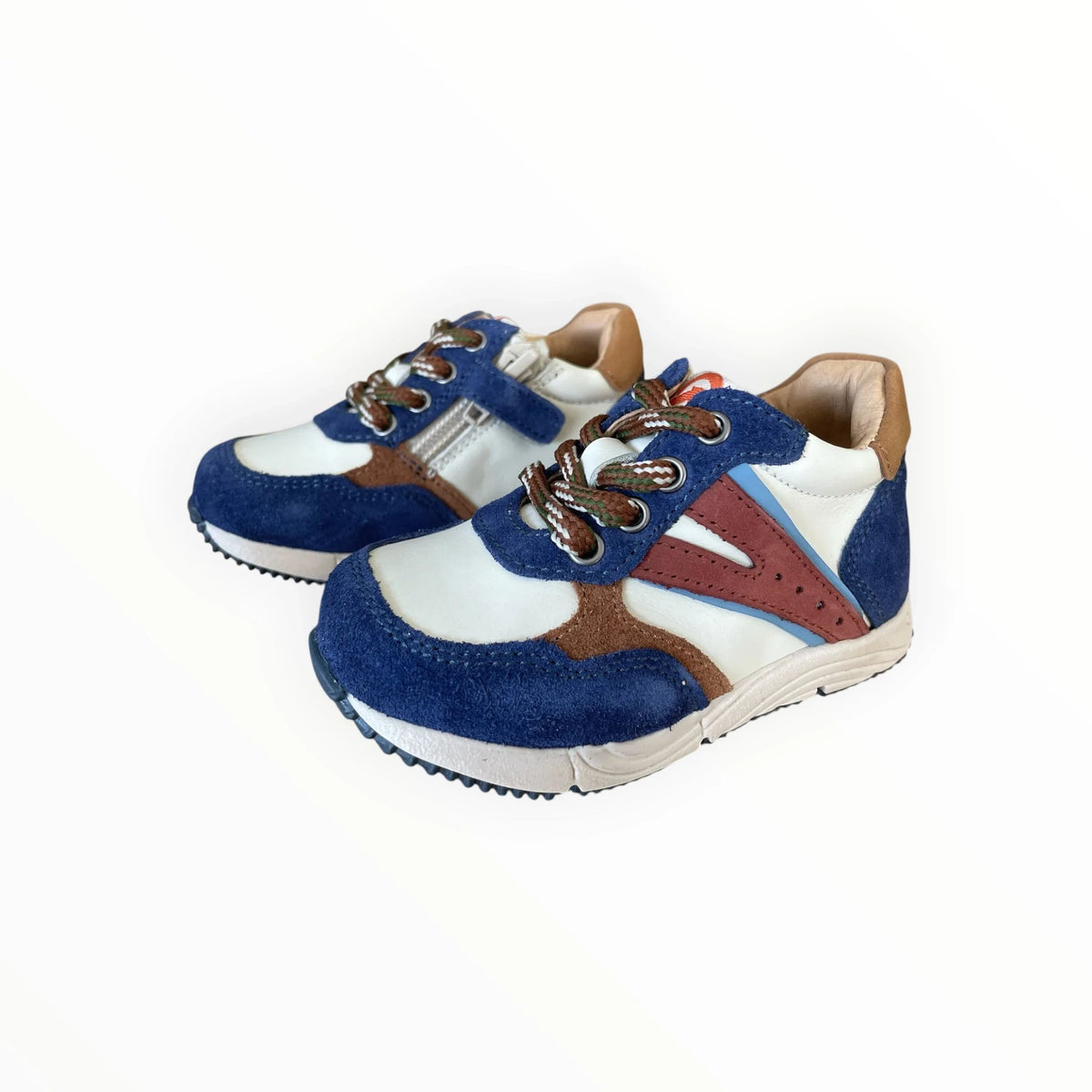 Pierrot Outlet kindersneakers van blauw, wit en bruin leer en suède met veters en ritssluiting voor extra comfort.