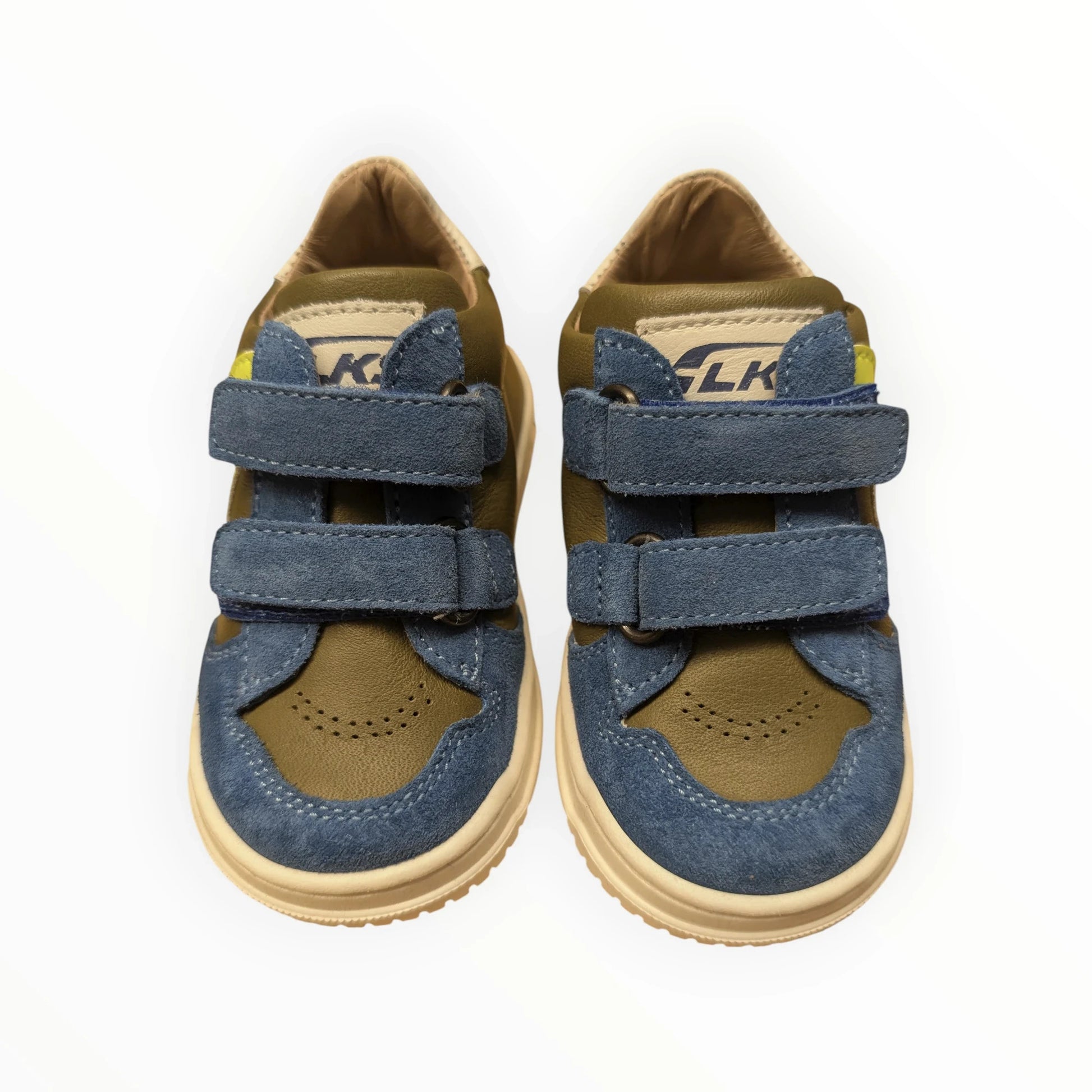 Pierrot Outlet kindersneakers met klittenbandsluiting in olijfgroen en blauw, met suède en leren accenten.