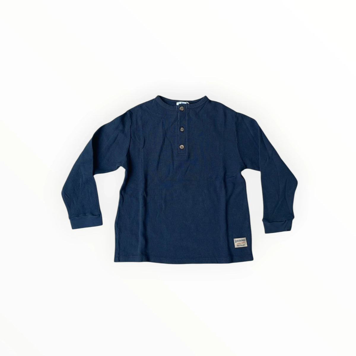 Donkerblauw Laranjinha shirt met lange mouwen, wafelstructuur stof en knoopsluiting bij Pierrot Outlet.