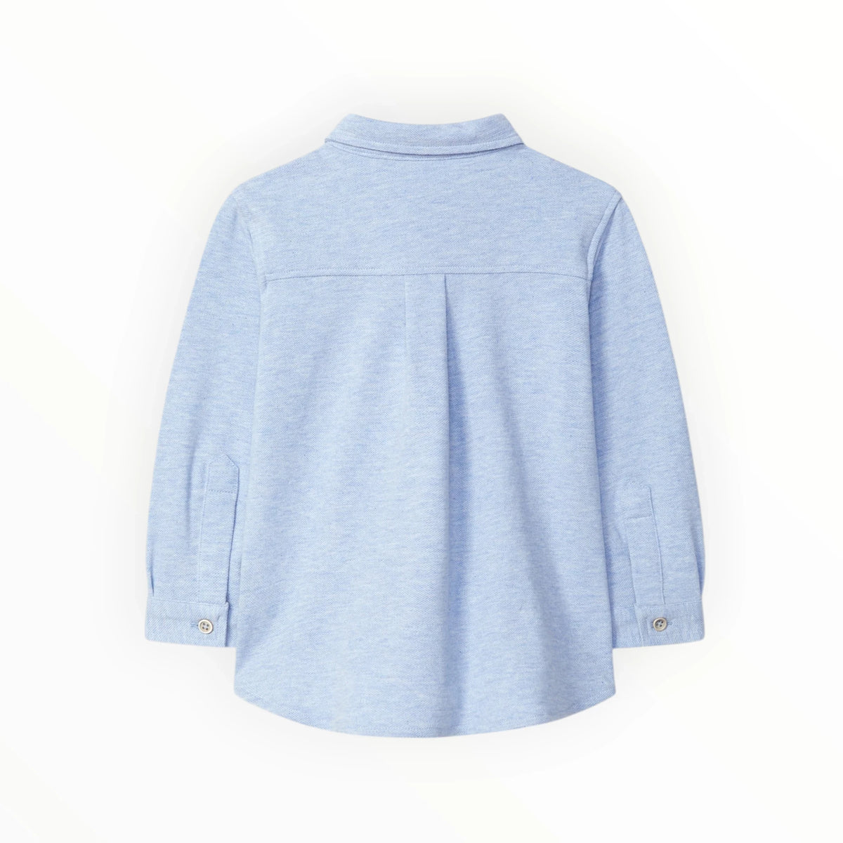 Achterkant van een lichtblauw Pierrot Outlet overhemd voor kinderen met lange mouwen en een geplooide rug.