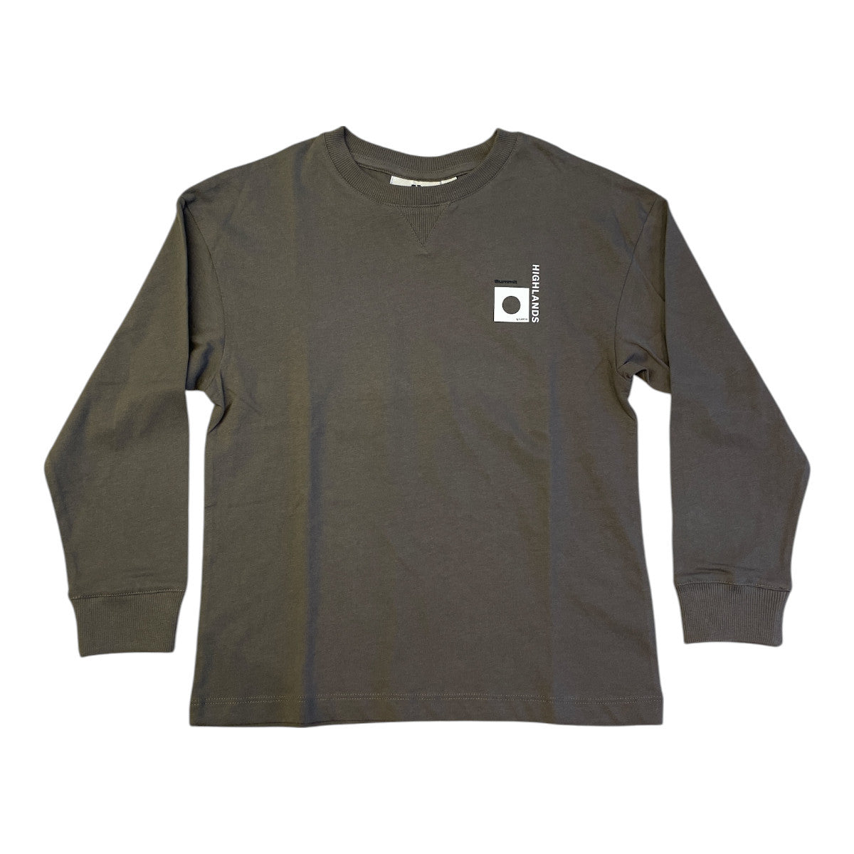 Pierrot Outlet longsleeve T-shirt in donkergroen katoen met een subtiel logo op de borst en een print op de achterkant.
