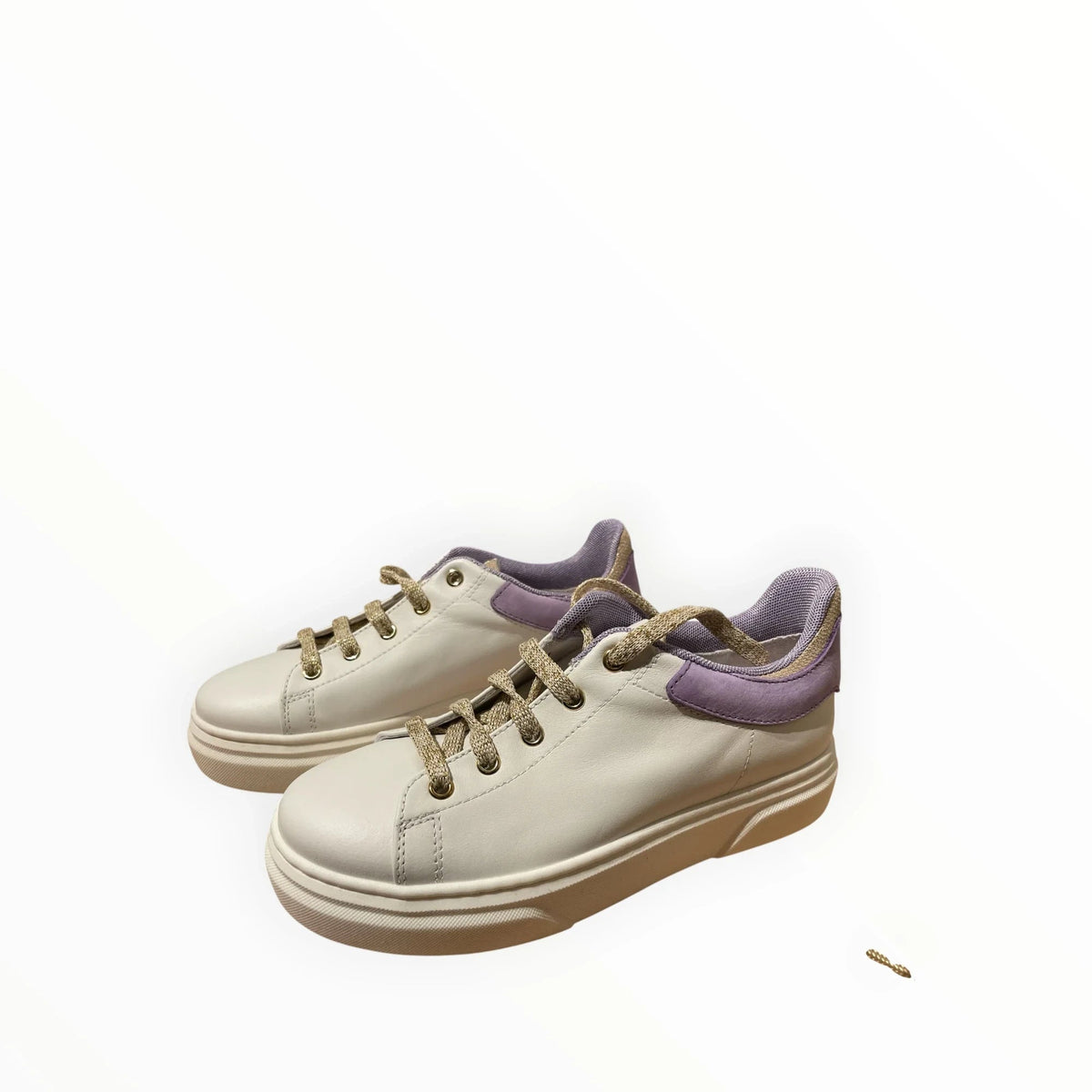 Pierrot Outlet damessneakers in off-white met lila accenten en glinsterende veters voor een stijlvolle look.