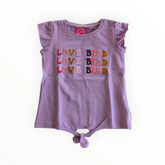 Pierrot Outlet paars T-shirt met korte pofmouwtjes en strik, met geborduurde tekst 'LOVE BIRD'.