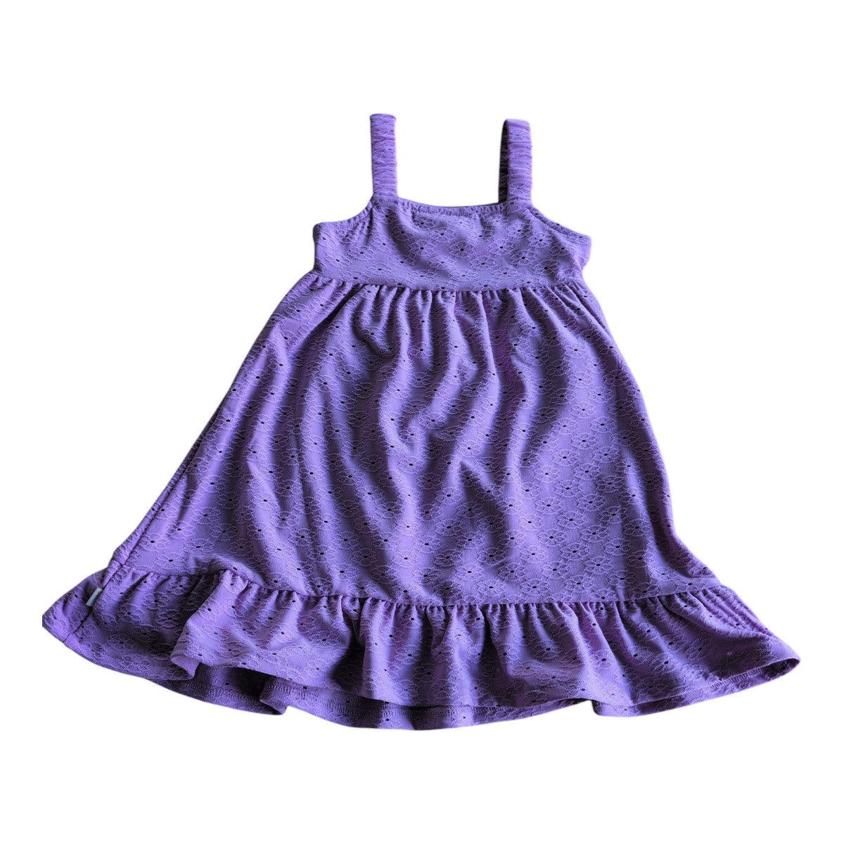 Pierrot Outlet paars zomerjurkje met ruches en bandjes, bloemenprint, elastische tailleband, perfect voor warme dagen.