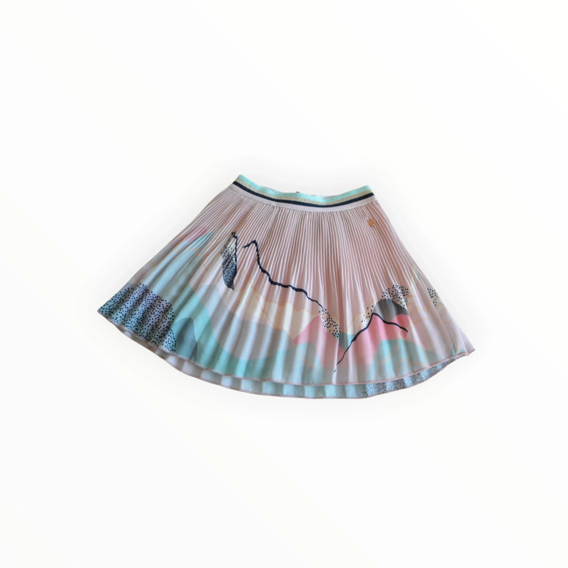 Pierrot Outlet plooirok met abstracte print in pastelkleuren en elastische tailleband. Soepelvallende stof.