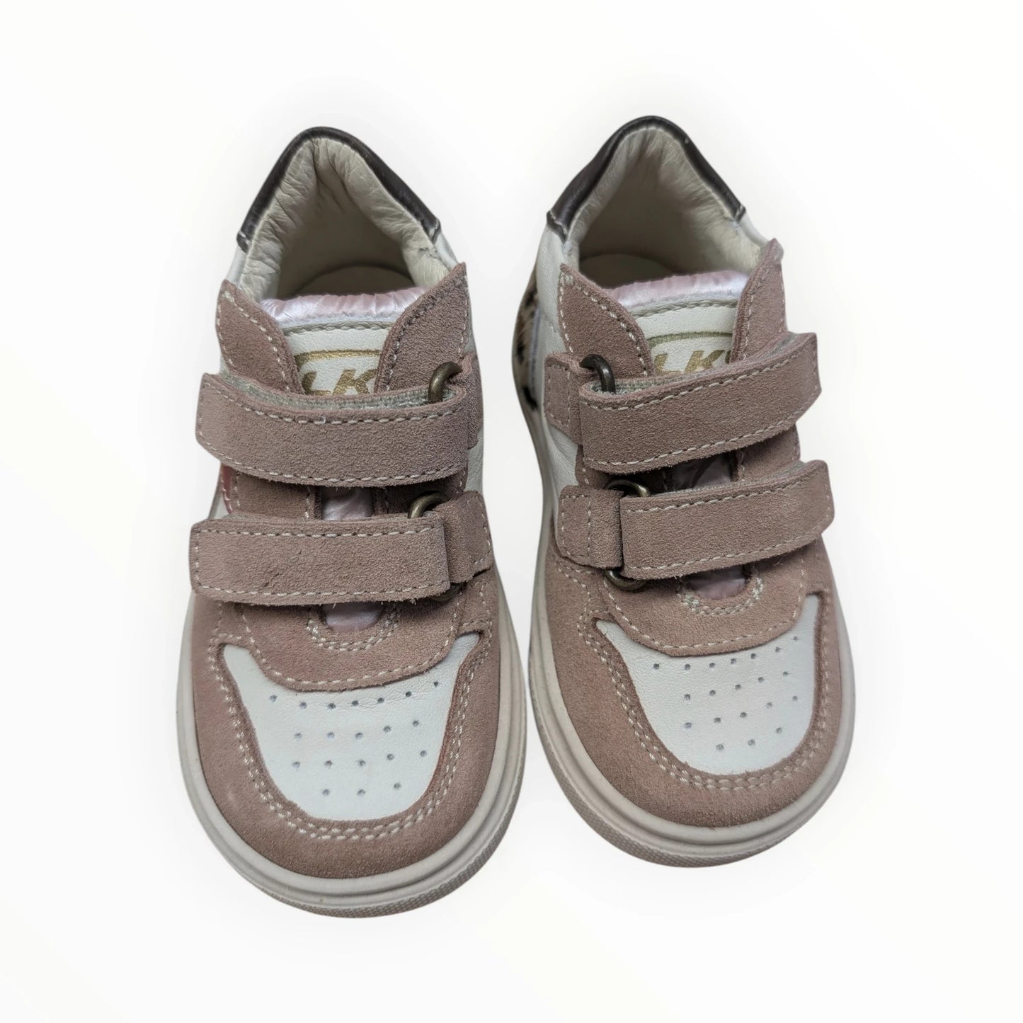 Pierrot Outlet roze suède en leren kindersneakers met klittenband en luipaardprint details