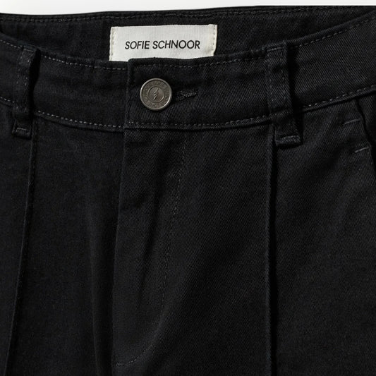 Pierrot Outlet zwarte Sofie Schnoor broek met hoge taille, knoopsluiting en opvallende stiksels