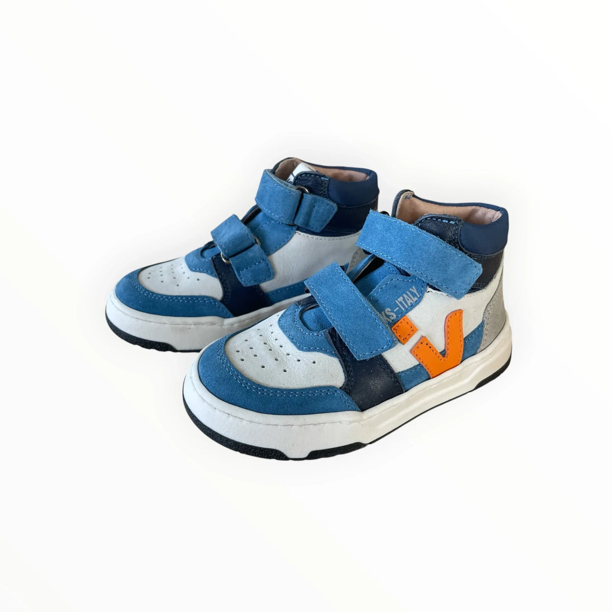 Pierrot Outlet sportieve kindersneakers van blauw, wit en grijs leer en suède met oranje details en klittenband