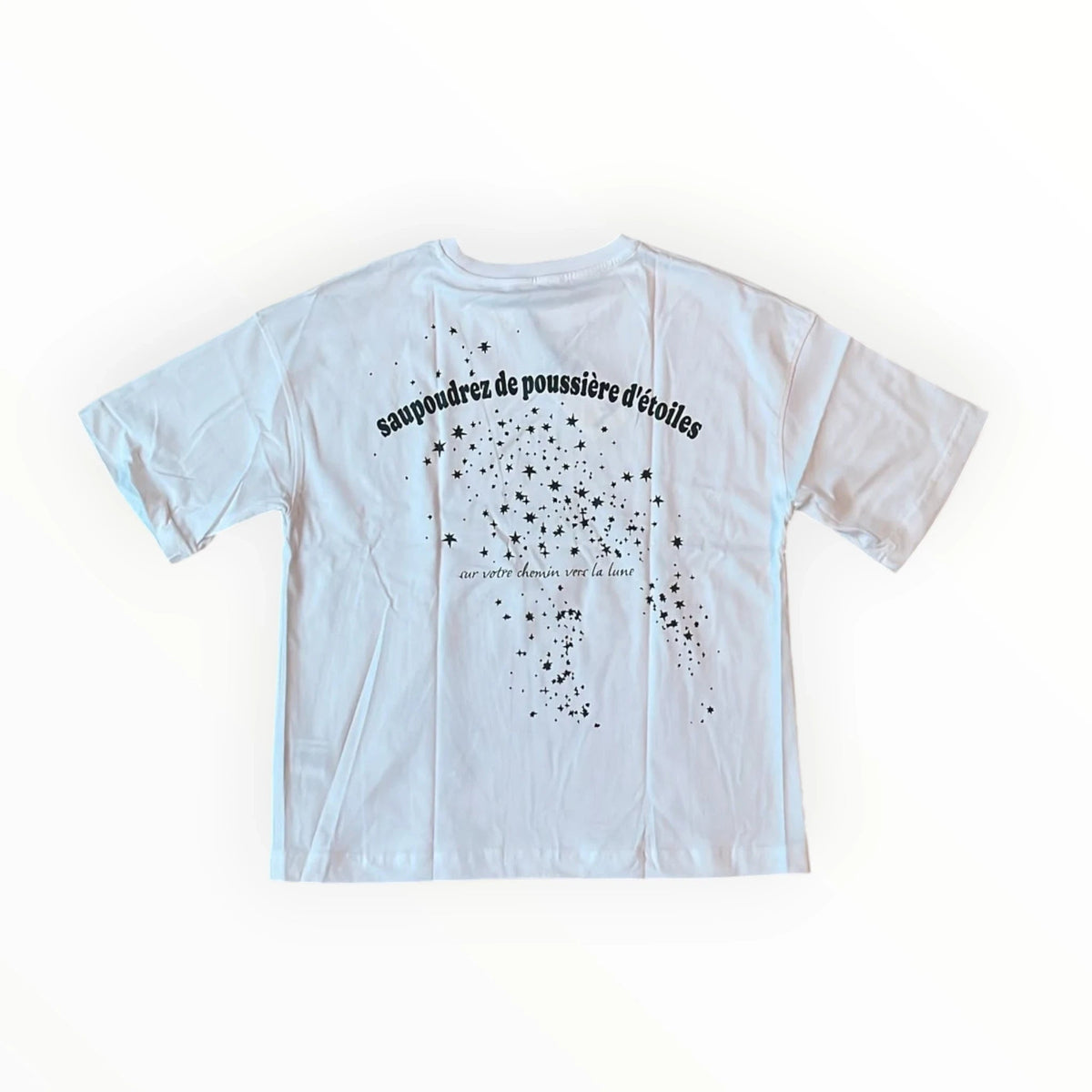 Pierrot Outlet wit katoenen T-shirt met zwarte sterrenstof print en Franse tekst op de achterzijde