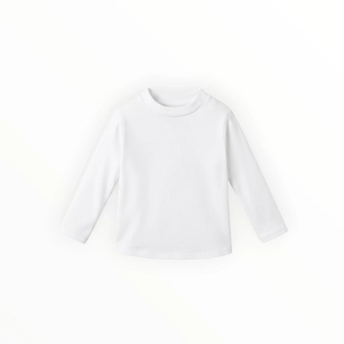 Pierrot Outlet wit shirt met lange mouwen voor kinderen met een klassieke ronde hals en zachte ademende stof