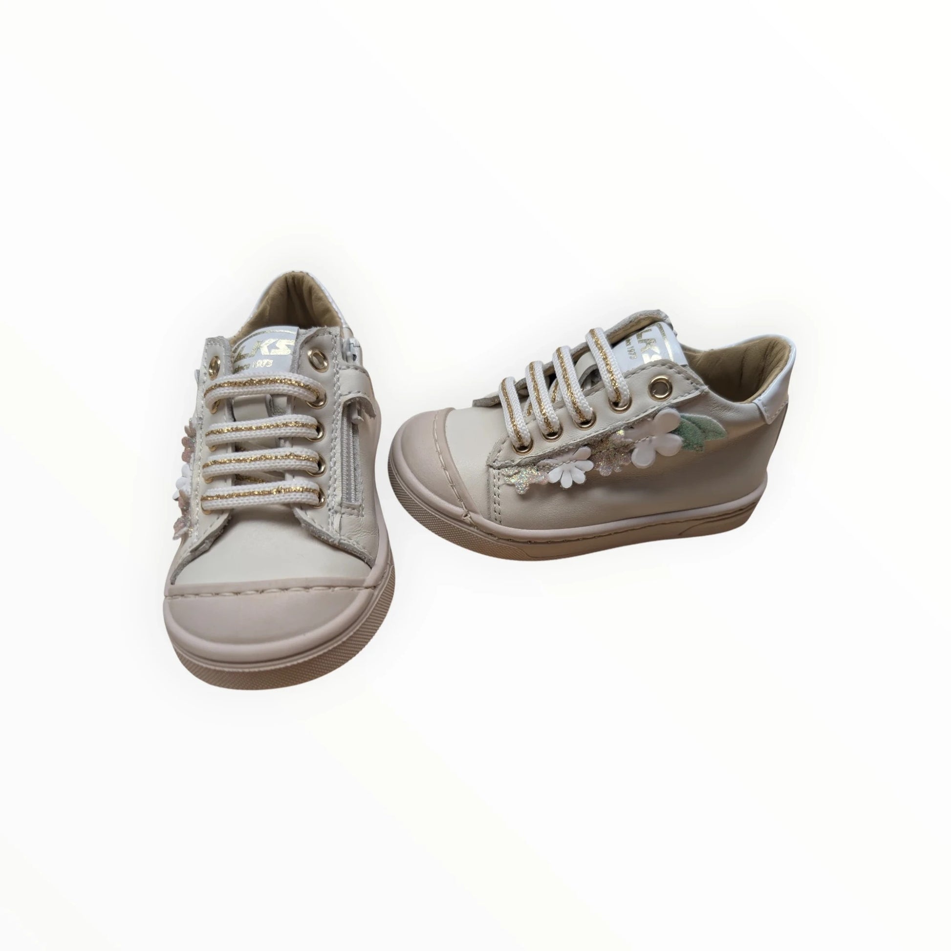 Pierrot Outlet witte leren kindersneakers met gouden veters en bloemenapplicaties, ritssluiting