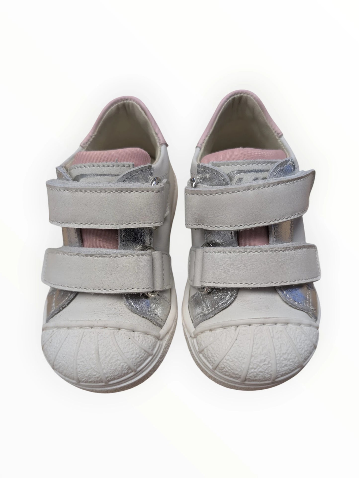 Pierrot Outlet witte kindersneakers met klittenbandsluiting, roze en zilveren accenten, flexibele zool.