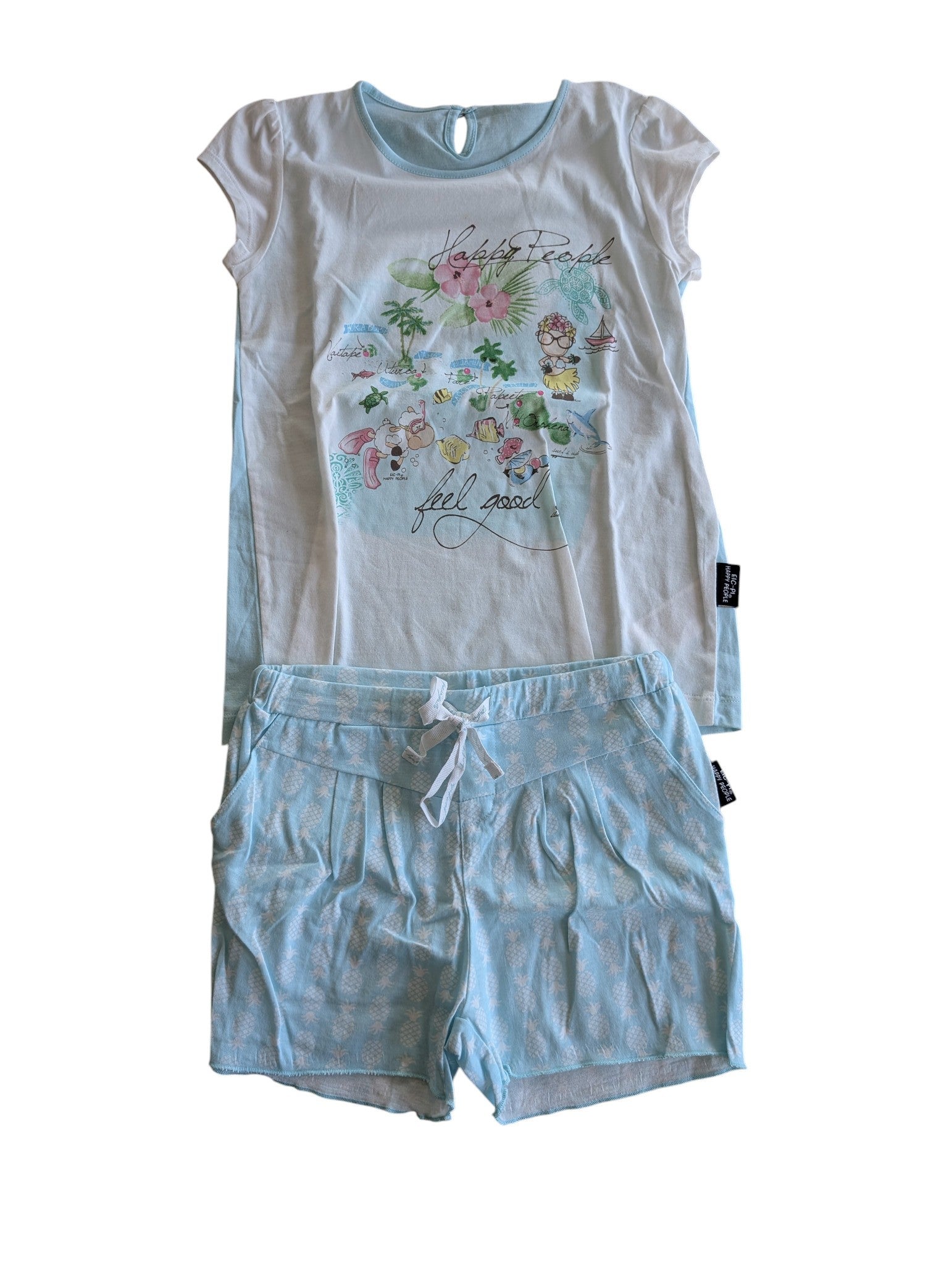 Pierrot Outlet zomerse pyjamaset met lichtblauw T-shirt met tropische print en short met ananaspatroon