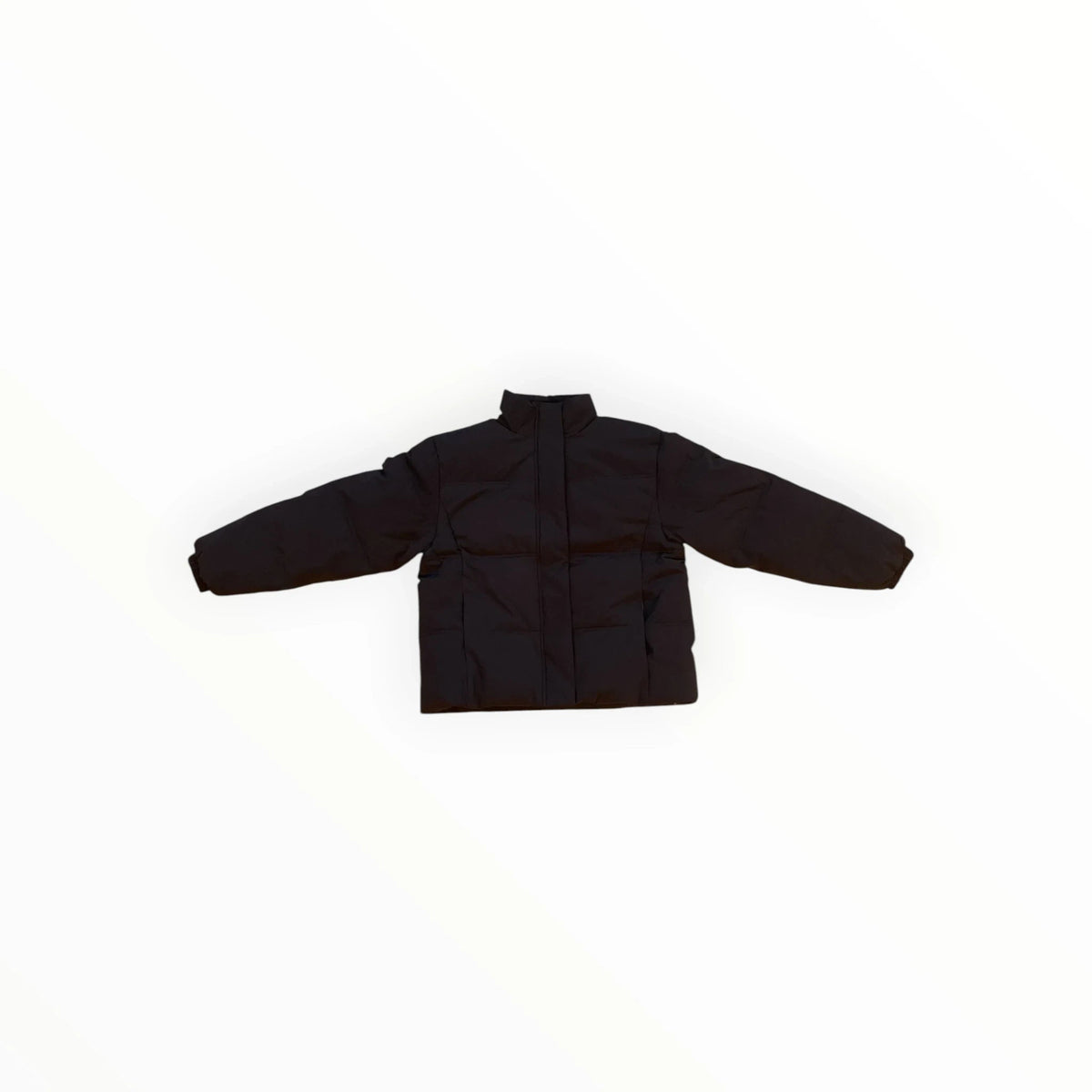 Pierrot Outlet zwarte gewatteerde pufferjas met hoge kraag en ritssluiting voor een warme winterlook.